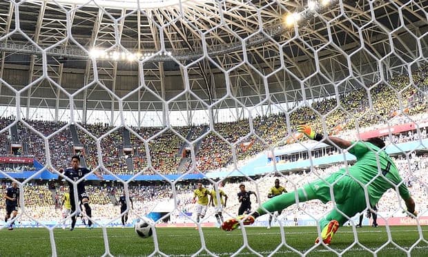 फिफा विश्वकप : कोलम्बिया भर्सेस जापान (लाइभ)