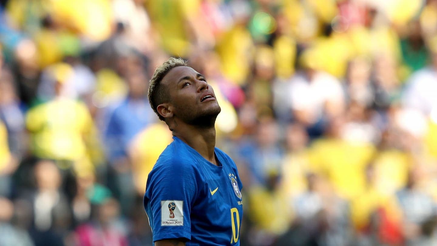 गोल गरेपछि मैदानमा रोए नेयमार !  ब्राजिलको सनसनी जित तस्विरमा  हेर्नुस !