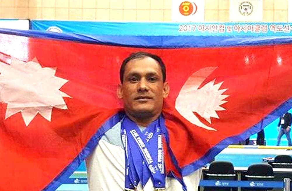 एसियन गेम्स : भारोत्तोलनमा कमलको राष्ट्रिय कीर्तिमान