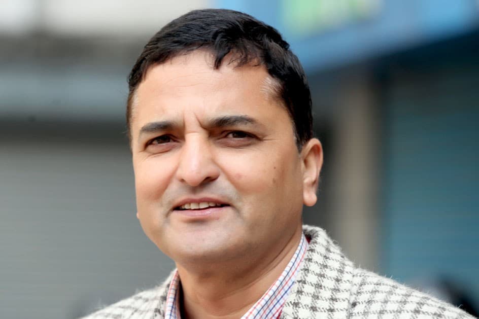 नेकपा नेता योगेश भन्छन्, ‘मौका पाए नेपालले फुटबलमा धरै गर्न सक्छ’