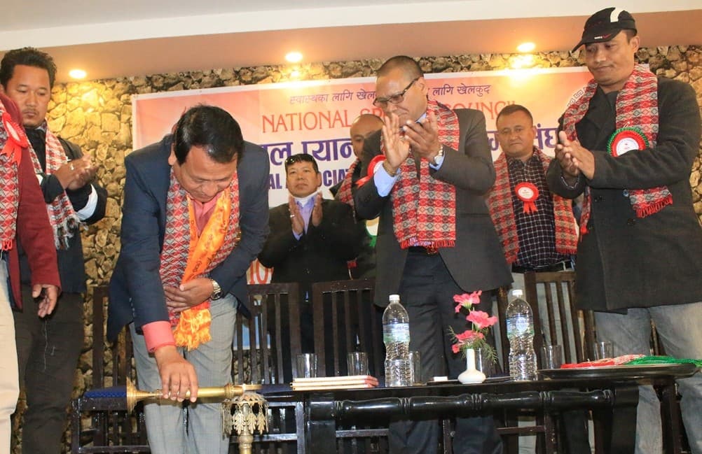 पेनक्रेसन एथ्लिमा पुनः श्रेष्ठ