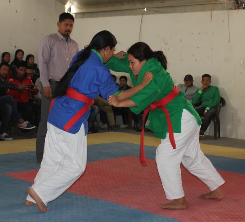 ओसिका र शेरबहादुरलाई स्वर्ण