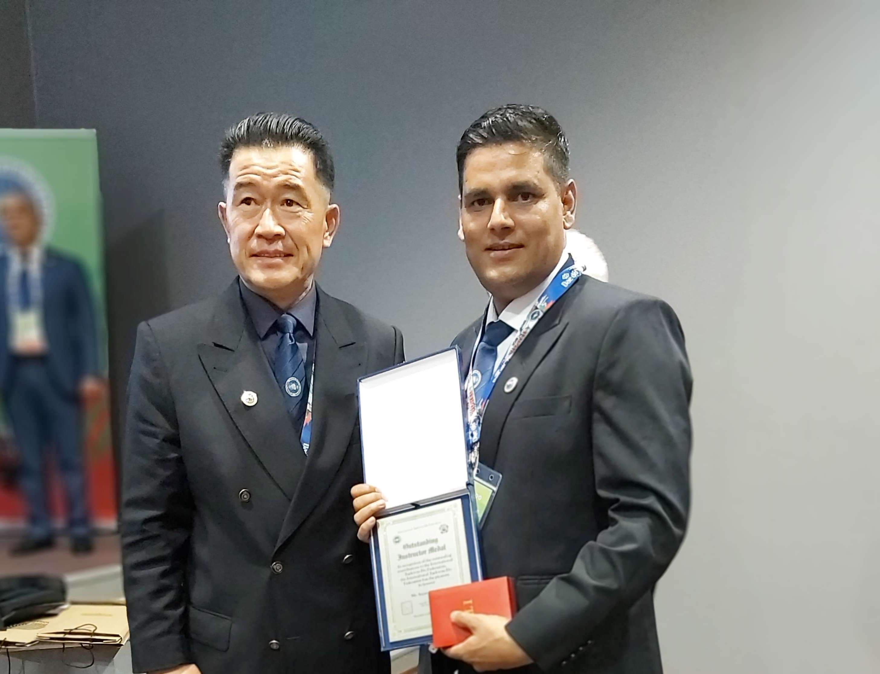 धमलालाई इन्टरनेसनल अवार्ड