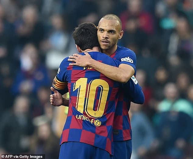 ब्रेथवेट बेच्दै बार्सिलोना