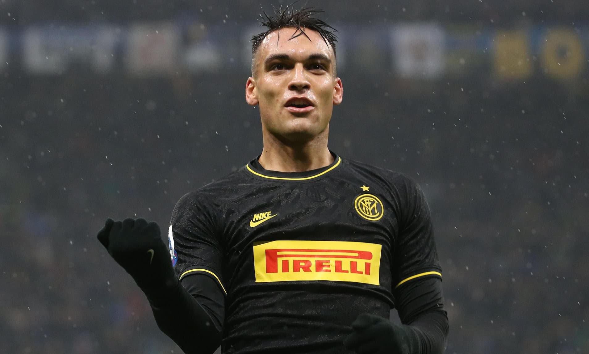 रियल र बार्सिलोनाकाे मर्टिनेजमा नजर