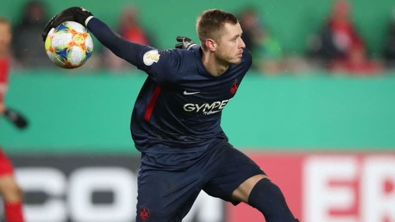 जर्मनीका युवा गोलकिपर लिभरकुसेनमा अनुबन्धित