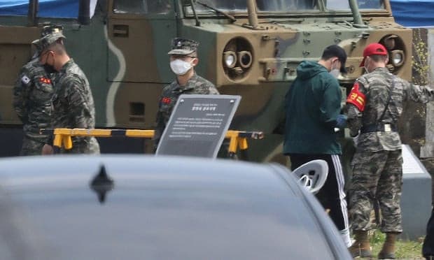 टोटेनहमका फरवार्ड सनको सैन्य तालिम सुरु