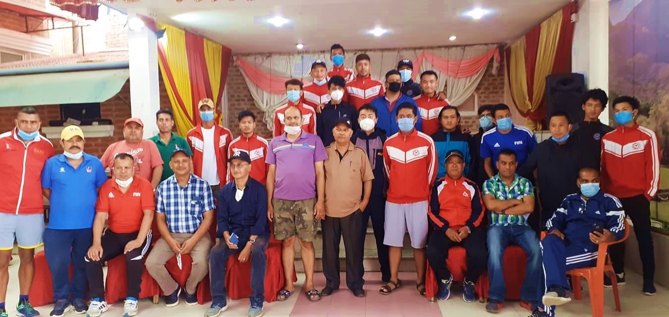 खालीबारीद्वारा खेलाडी र प्रशिक्षकलाई आर्थिक सहयोग