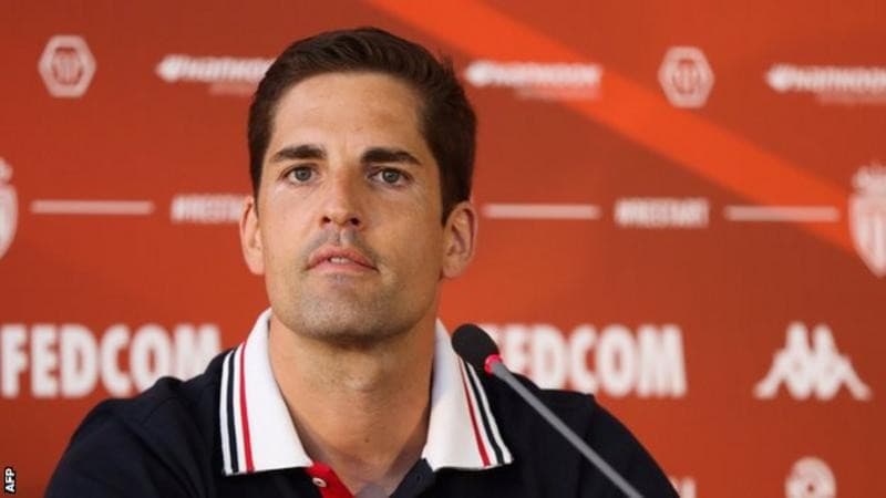 मोनाकोद्वारा प्रशिक्षक बर्खास्त