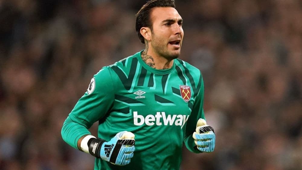 वेस्ट ह्यामका गोलकिपर रोबर्टो भायाडोलिडमा