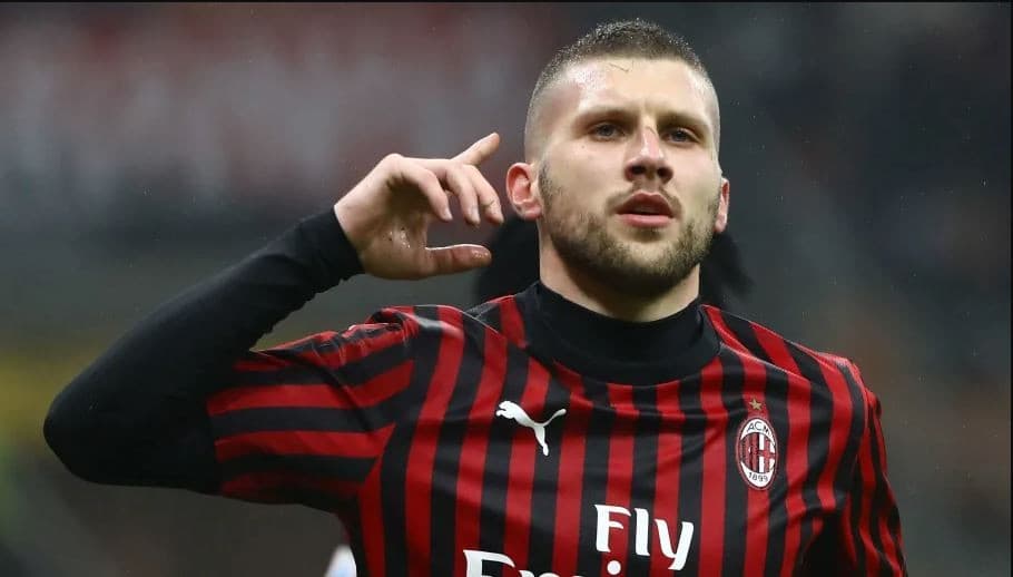 रेबिक मिलानको स्थायी खेलाडी