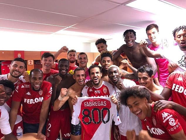 फाब्रिगासको ८ सयौं खेल पुरा