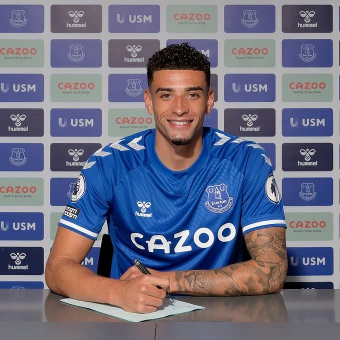 एभर्टनले भित्र्यायो डिफेन्डर बेन