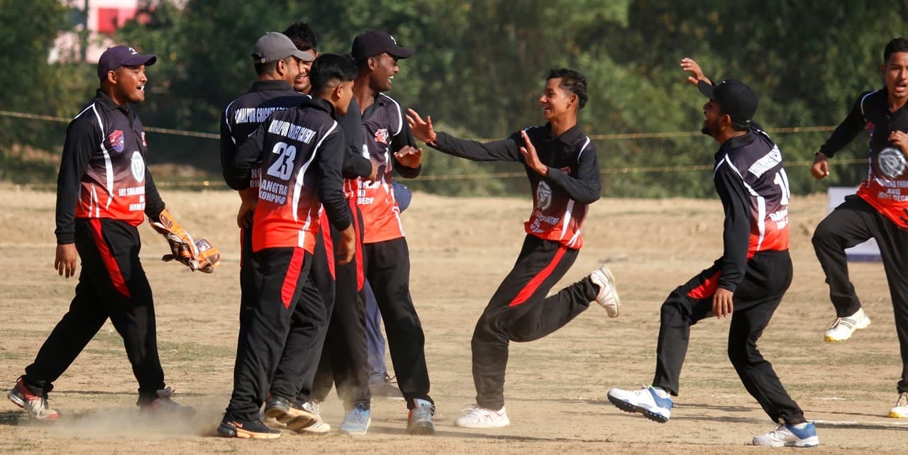 आयोजक केसीए र न्यु दर्पण सेमिफाइनलमा