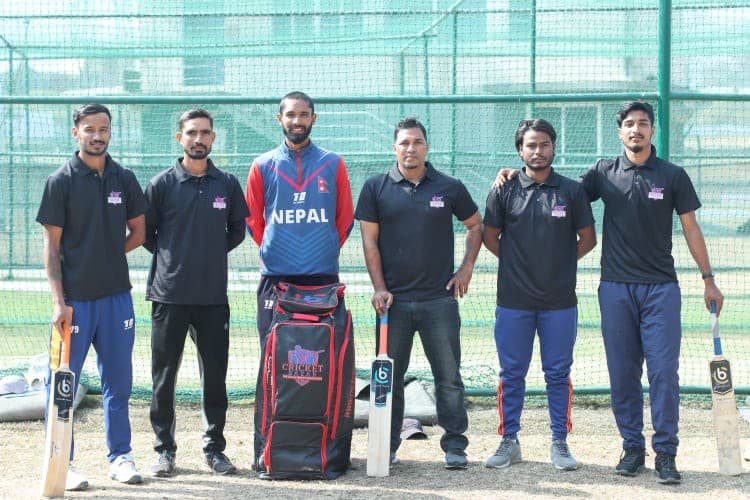 अनिलसहित ७ खेलाडीलाई क्रिकेट बजारको प्रायोजन