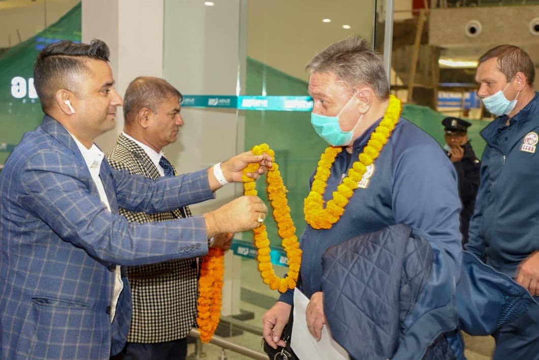 नेपाल आईपुग्यो किर्गिस्तानी टिम