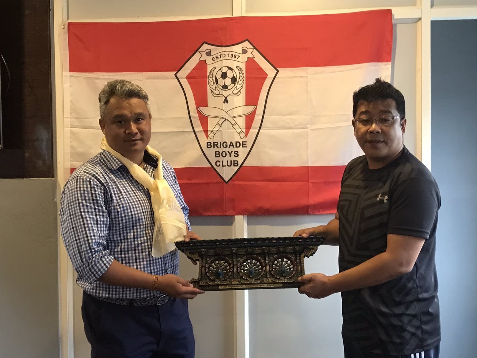 ब्रिगेडद्वारा प्रशिक्षक पुनको बिदाइ