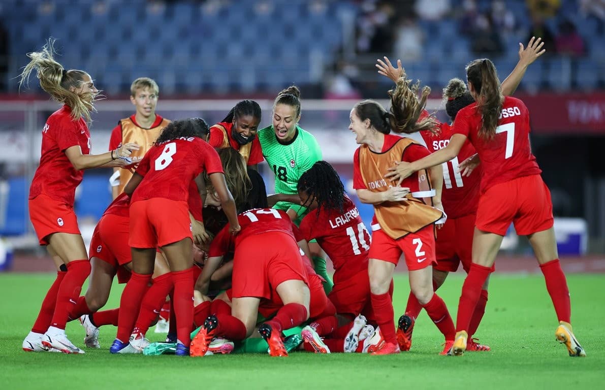 ब्राजिल र इंग्ल्यान्ड महिला फुटबलबाट बाहिर