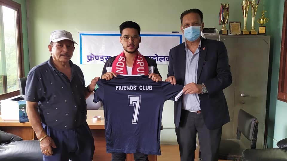 प्रकाश फ्रेन्ड्समा अनुबन्धित