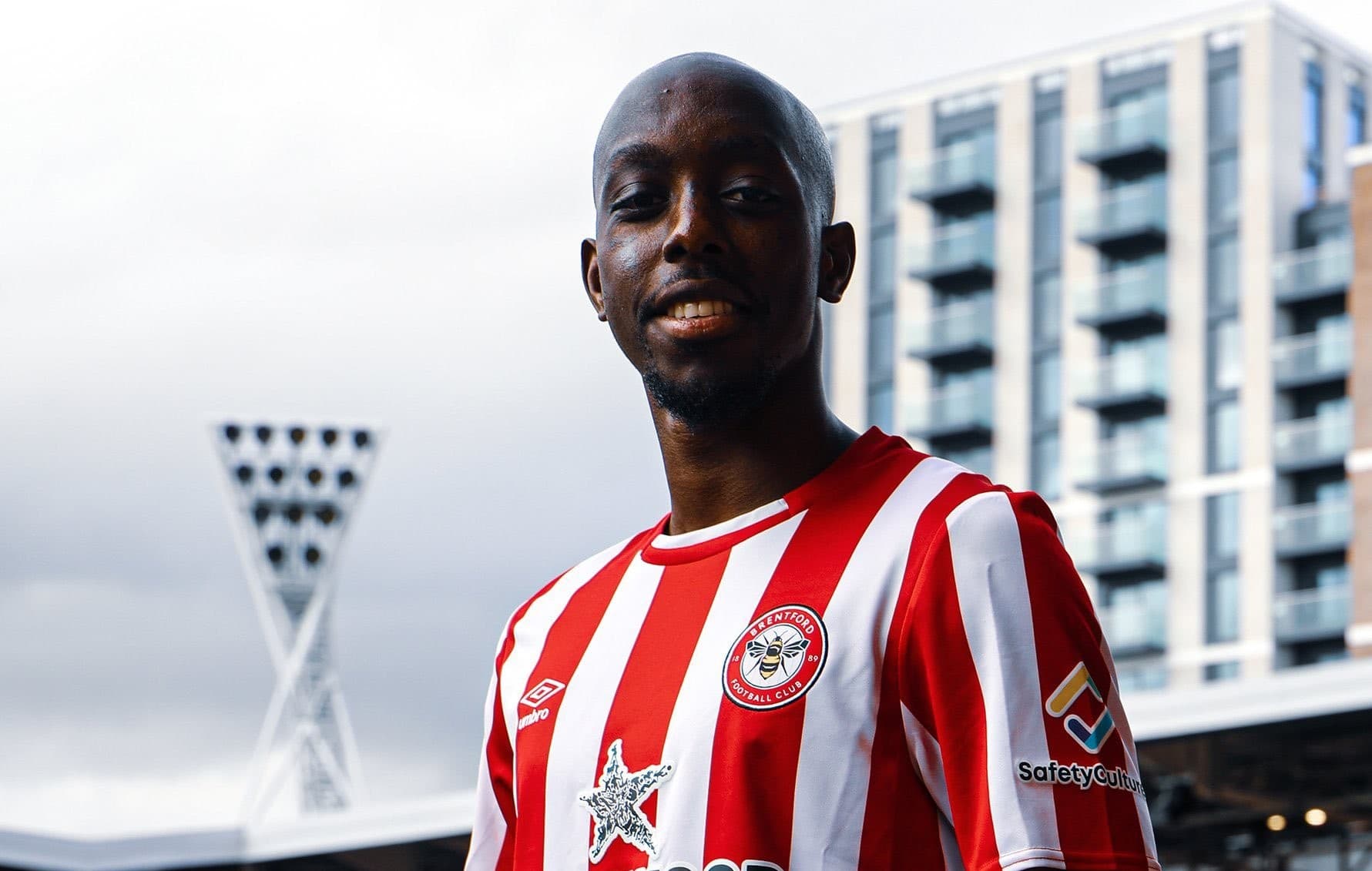 फरवार्ड विस्सा ब्रेन्टफोर्डमा