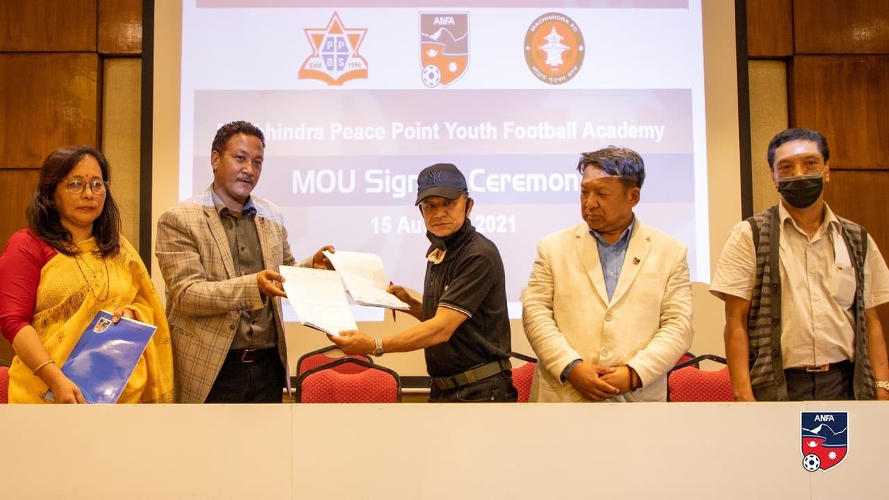 च्याम्पियन मछिन्द्रले फुटबल एकेडेमी संचालन गर्ने  