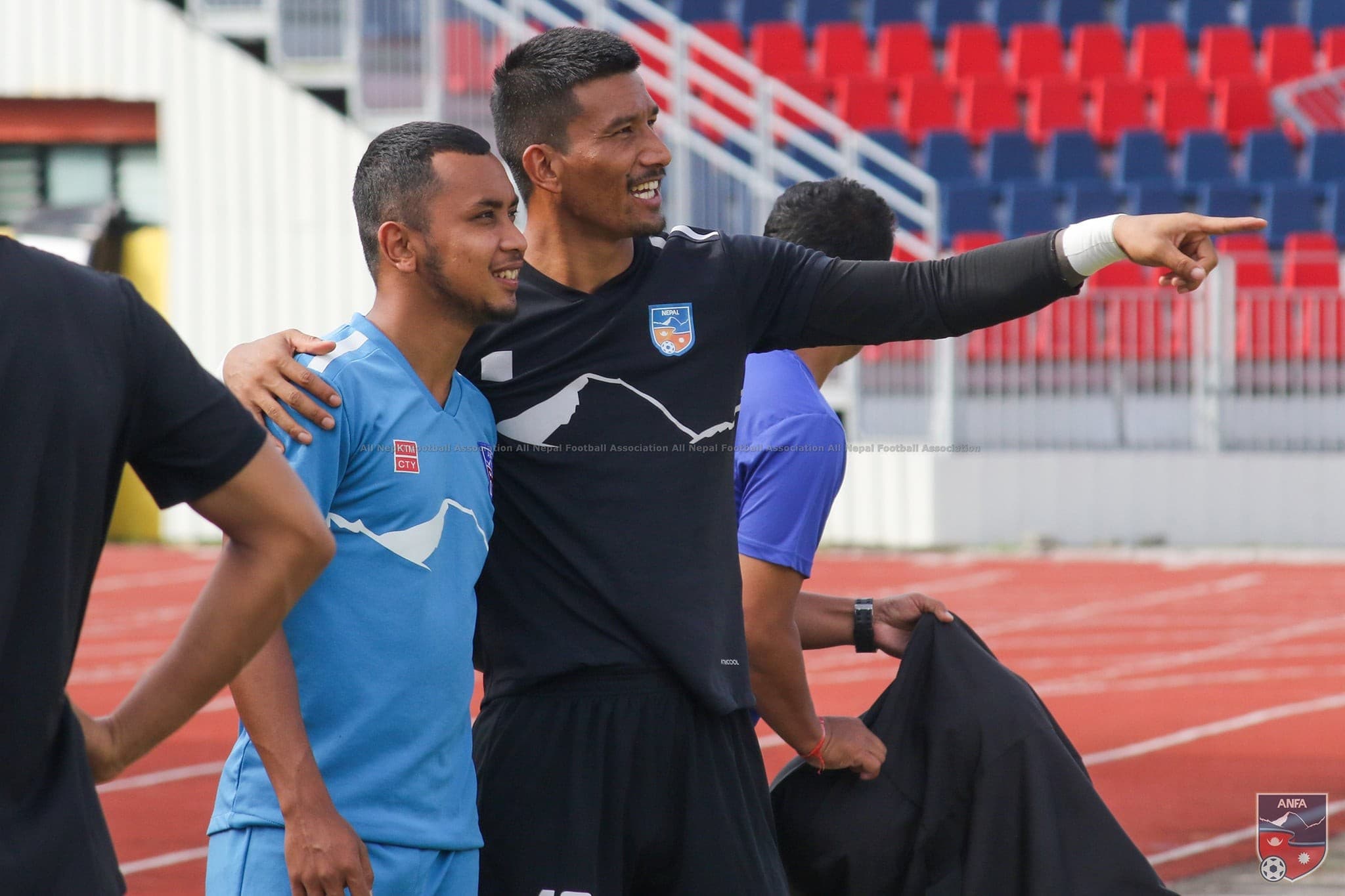 पोखरामा फुटबल टिमको तयारी (फोटोफिचर)