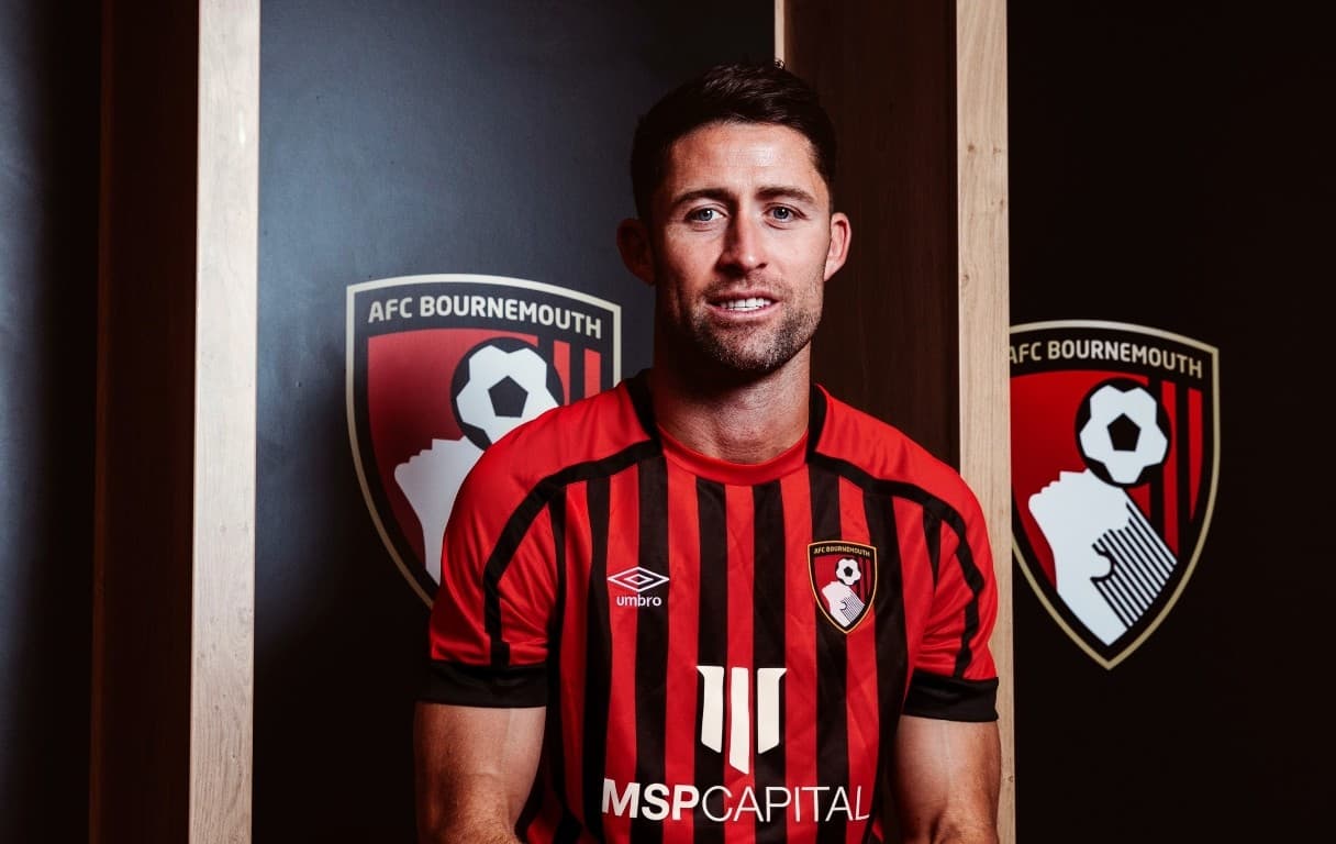 काहिल बर्नेमाउथमा अनुबन्धित