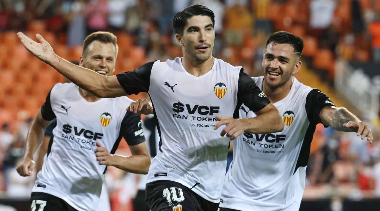 भ्यालेन्सिया शीर्ष स्थानमा