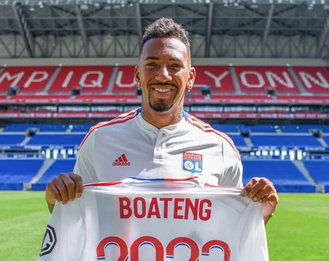 डिफेन्डर बोटेङ लियोनमा