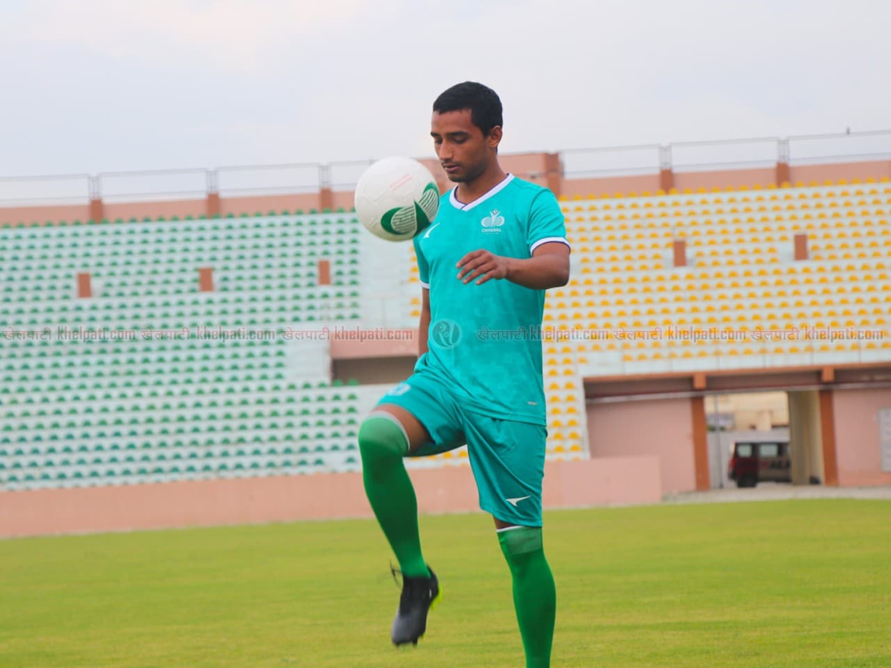 फुटबल खेल्नकै लागि नेपाल आएको हुँ : विकास