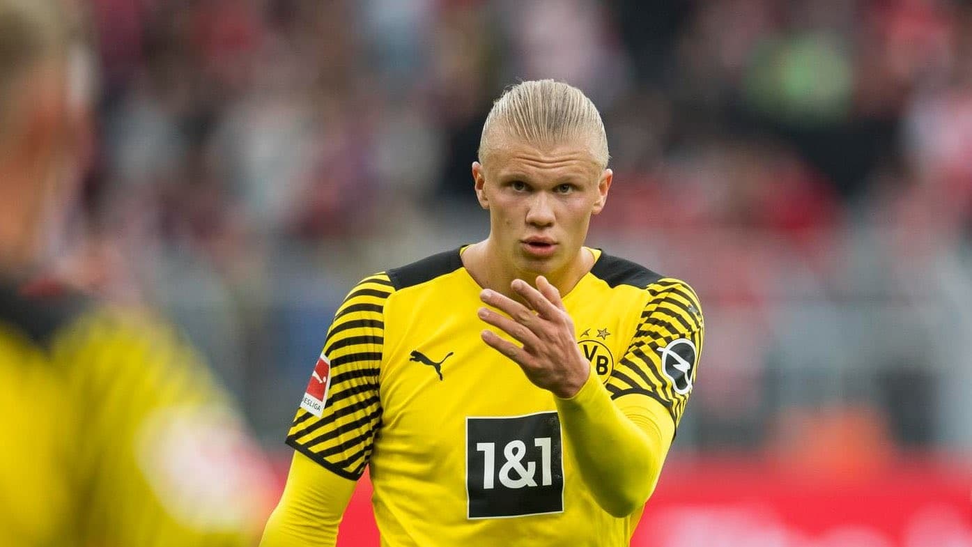 हालाण्ड केहि साता मैदान बाहिर रहने