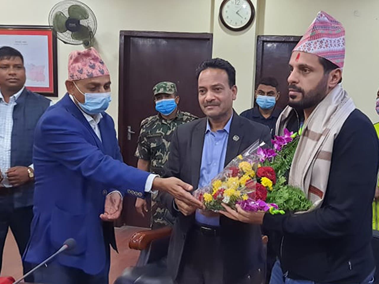 अलमुताइरीलाई खेलकुद मन्त्रीको स्वागत