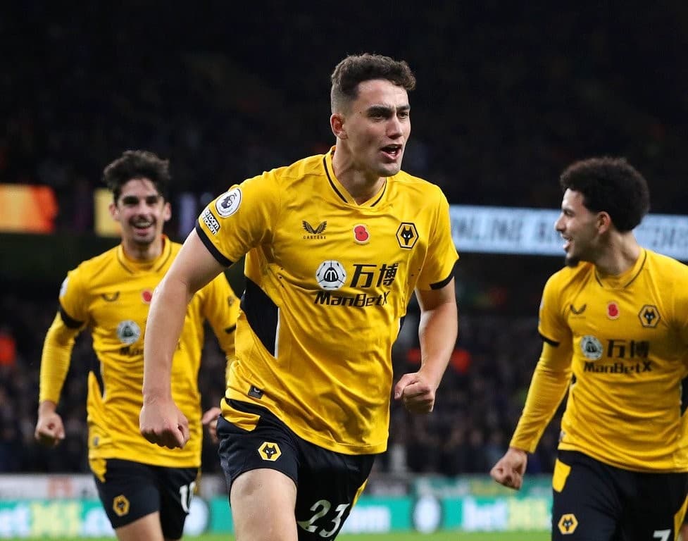 उल्भ्ससँग एभर्टन पराजित