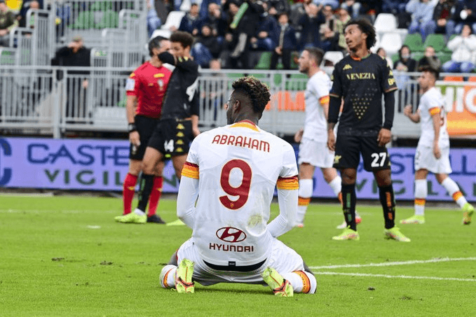 रोमा पराजित, मौरिन्हो संघर्षरत