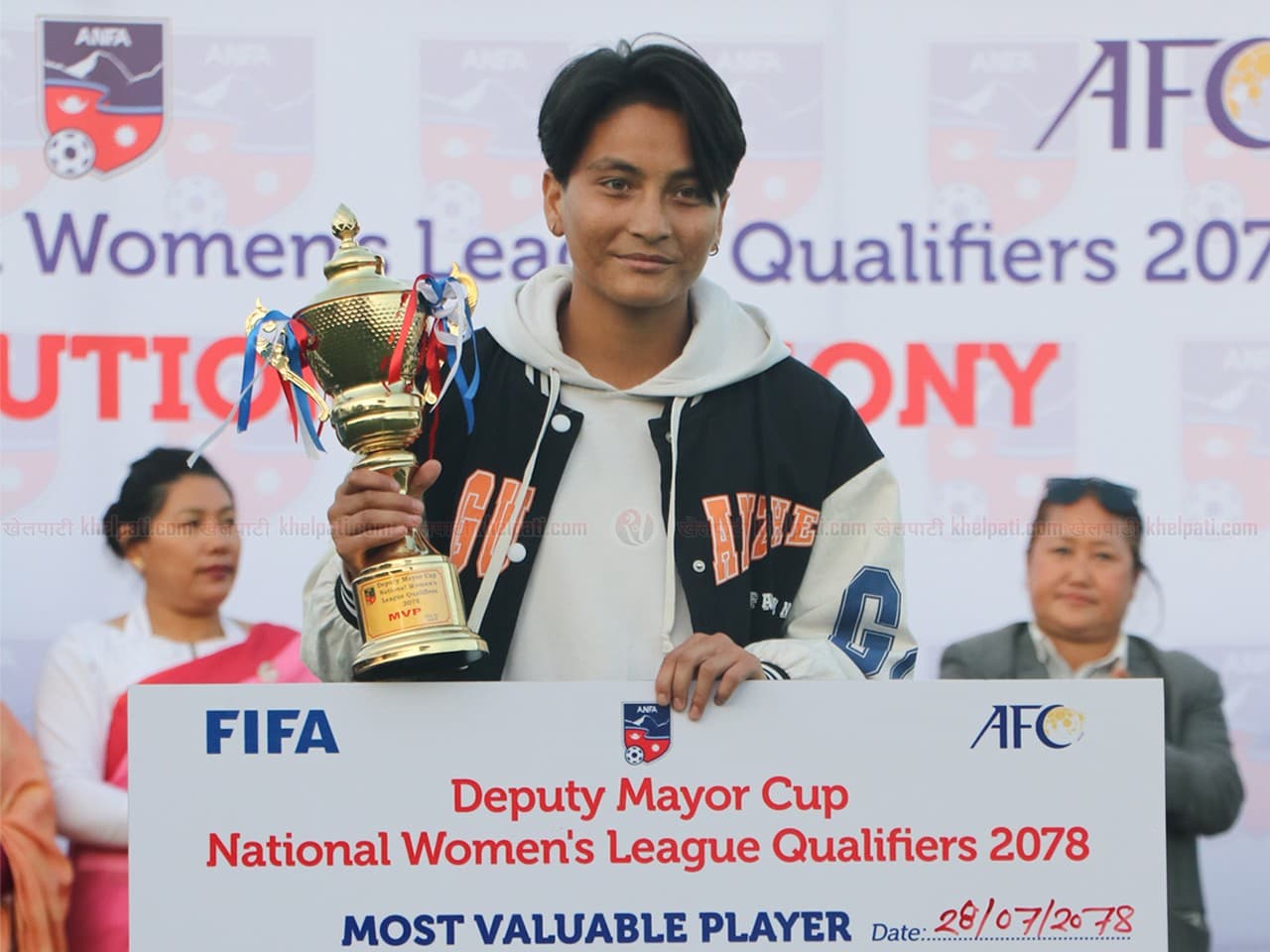 दिपा सर्वोत्कृष्ट खेलाडी