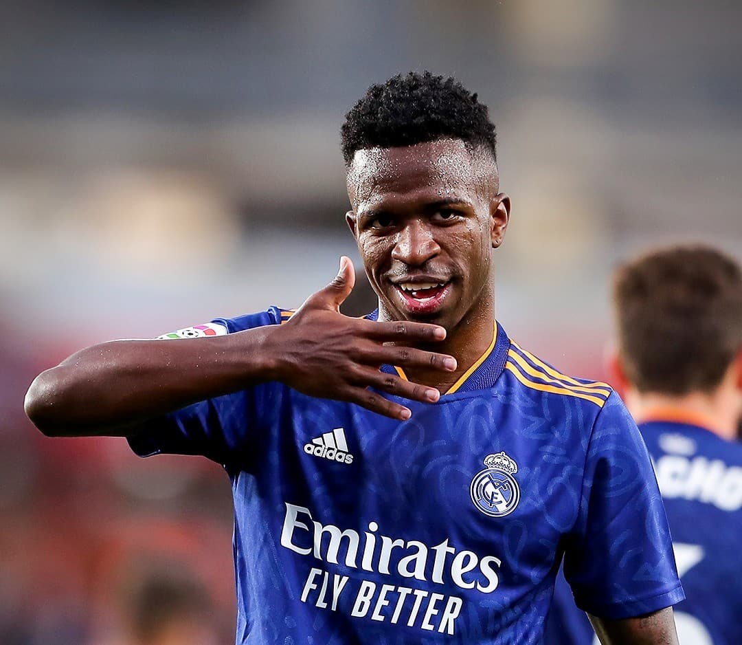 ग्रानडालाई हराउँदै रियल शीर्ष स्थानमा