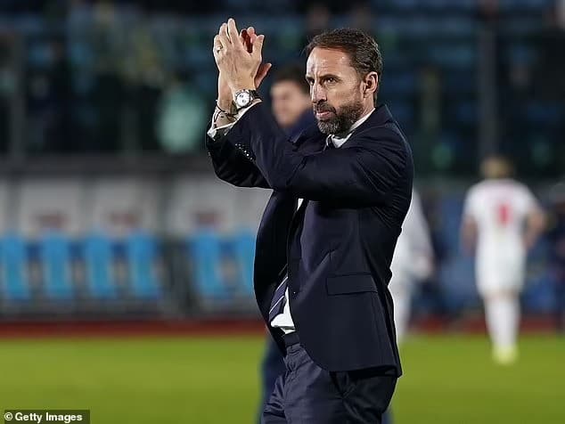 साउथगेटले थपे सम्झौता