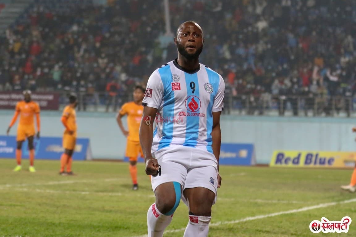 हिमालयनलाई हराउँदै मनाङ शीर्ष स्थानमा