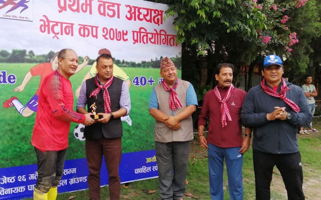 फ्रिडमको मिश्रित प्रदर्शन
