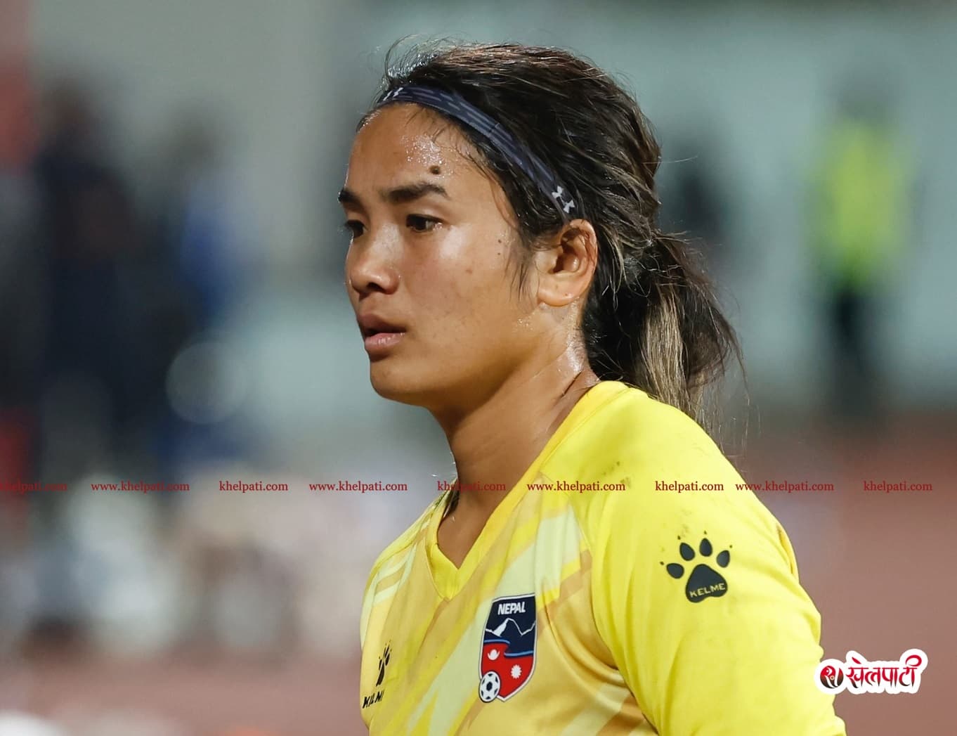 फेरि बेञ्चमा अञ्जिला !