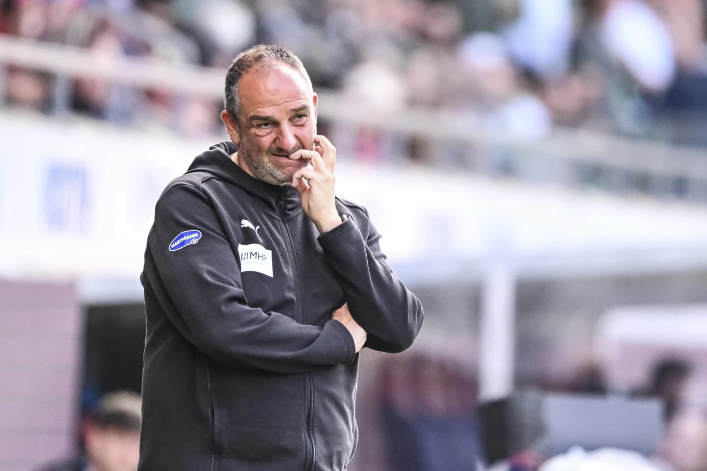 ७०९ खेलपछि विश्राम लिन खोज्दै प्रशिक्षक फ्रांक