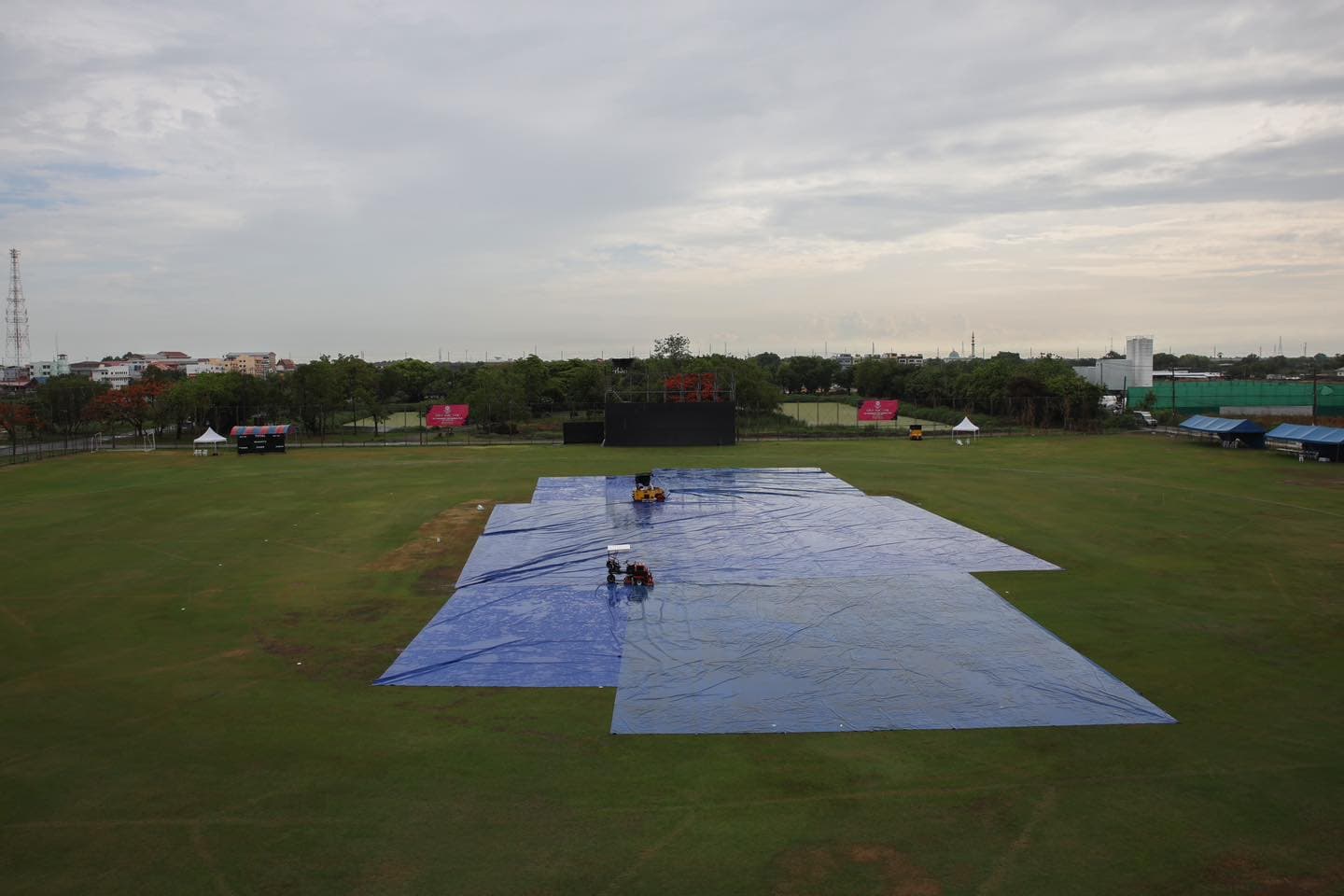 नेपाल र हङकङबीचको खेलमा वर्षा बाधक