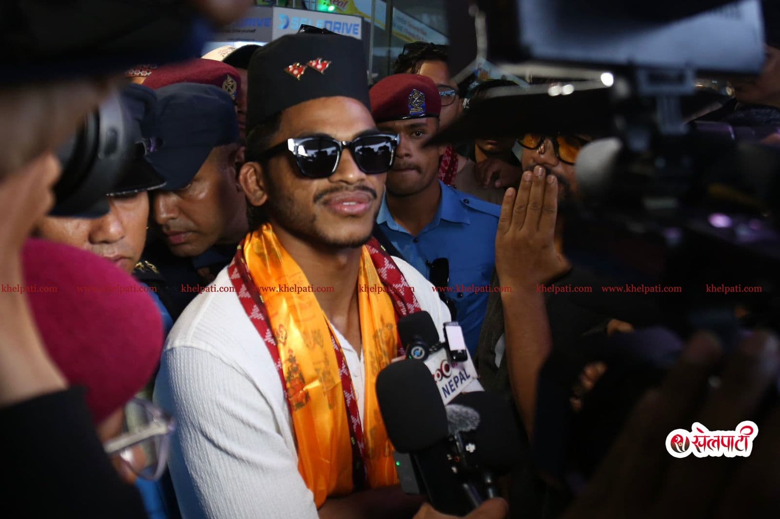 एमएफएन टाइटल जितेर स्वदेश फर्किए रवीन्द्र