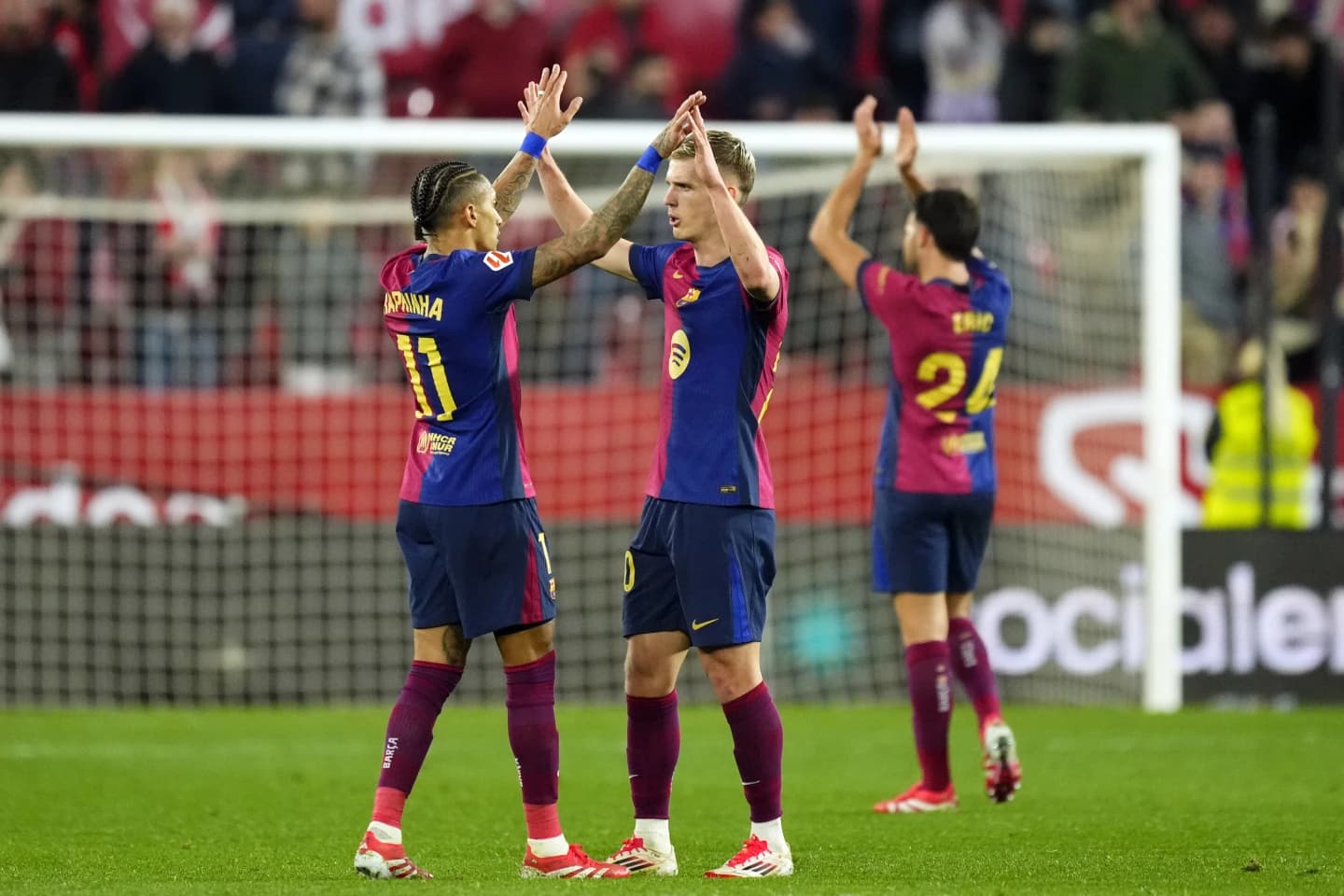 स्पेनिस लिगको उपाधिमा तीन तर्फीय प्रतिस्पर्धा