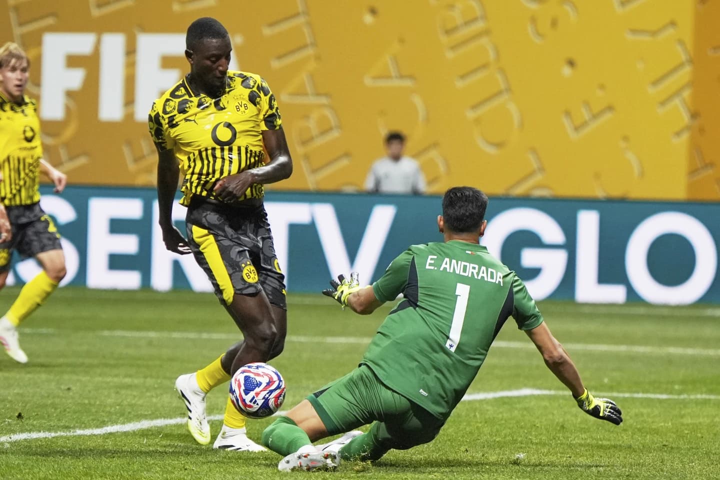 क्वार्टरफाइनलमा रियल र डर्टमुन्ड भिड्ने