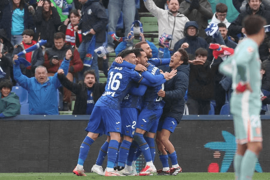 एट्लेटिकोको उपाधि दौडमा धक्का