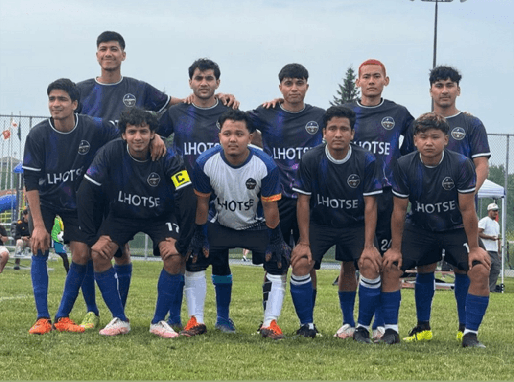 डिफेन्डिङ च्याम्पियन ल्होत्से सेमिफाइनलमा