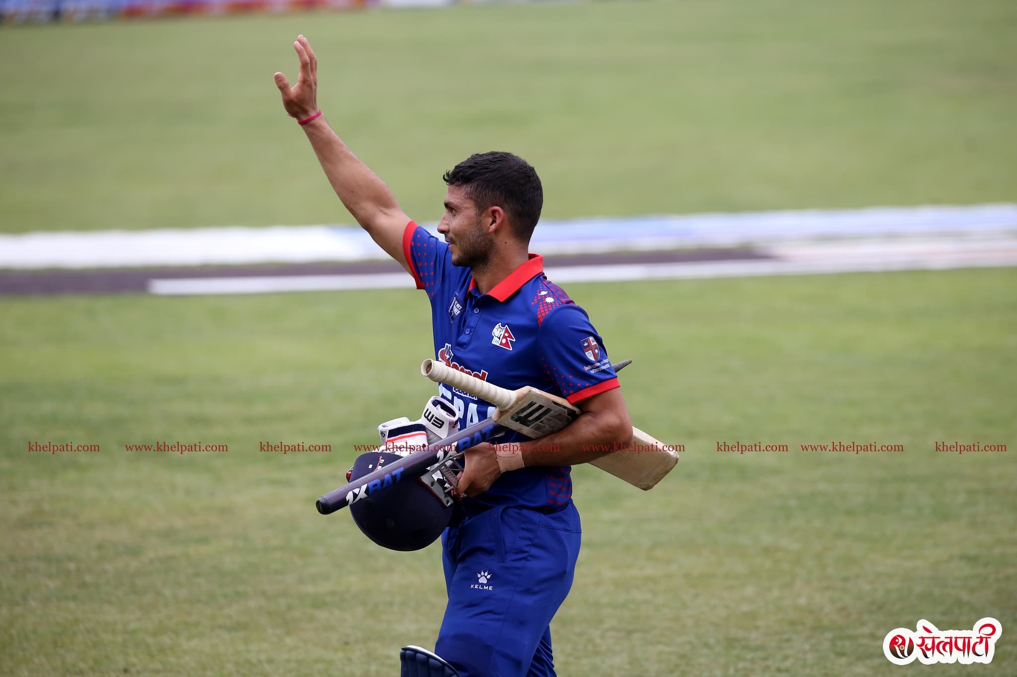 भीमको सानदार शतक