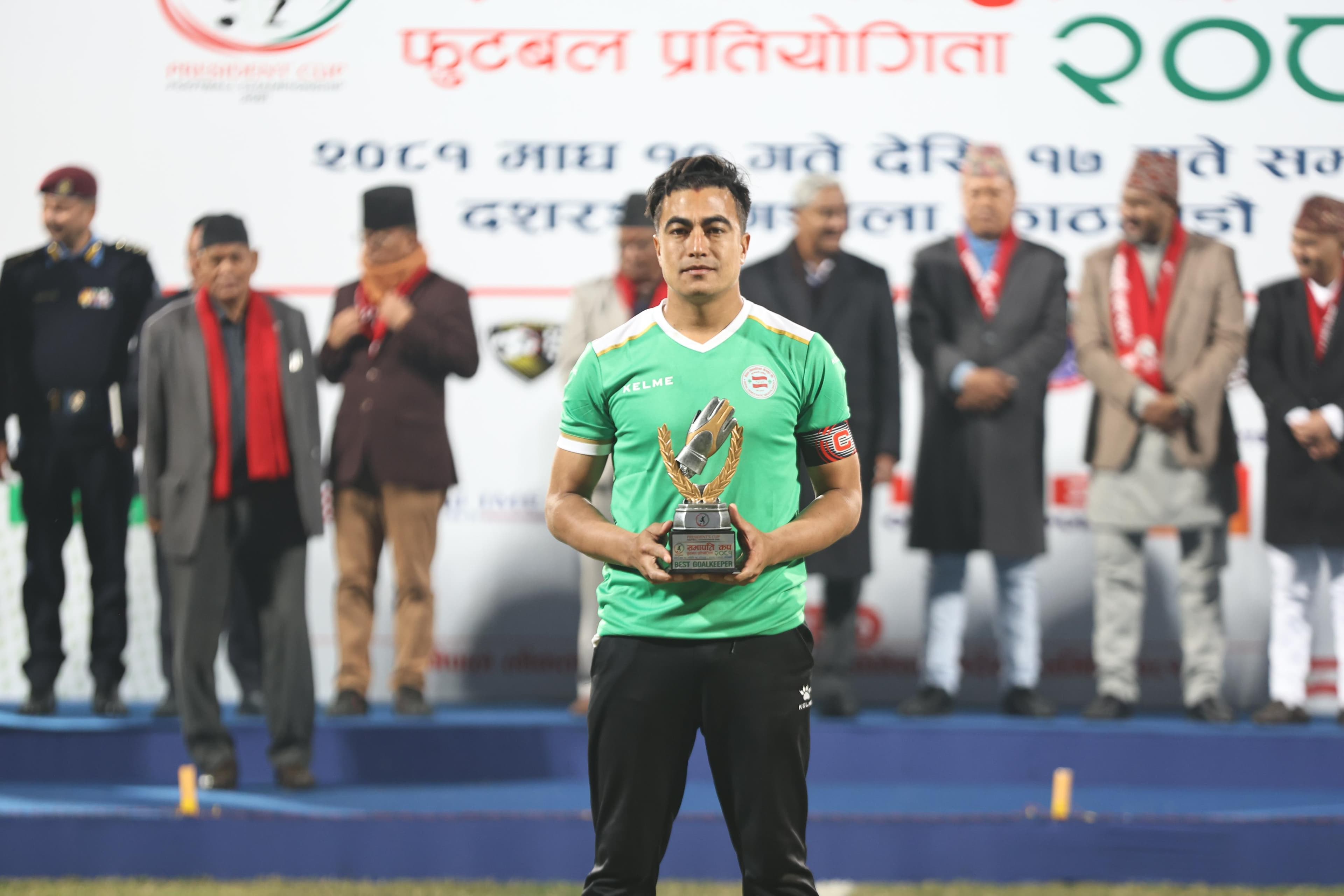 विकेशलाई कुनै टिमले लिएन