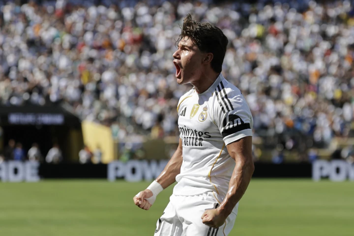 कठिन जितसहित रियल सेमिफाइनलमा